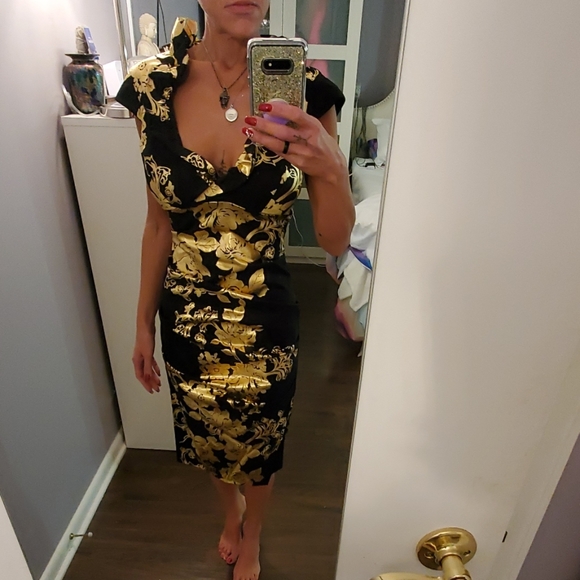 Dress - Picture 4 of 4